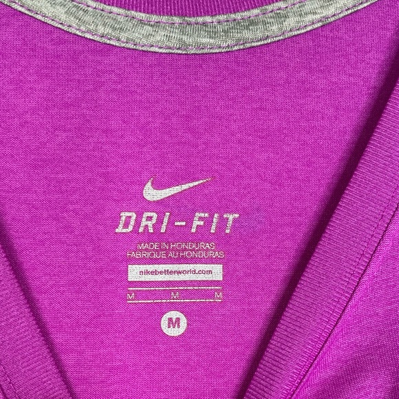 Nike Dry fit workout tank top size Medium purple - Picture 8 of 9